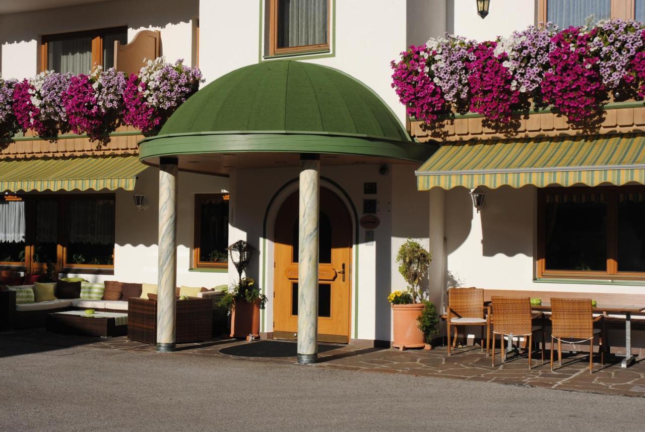 Hotel Garni Ferienhof Mayrhofen Exterior foto